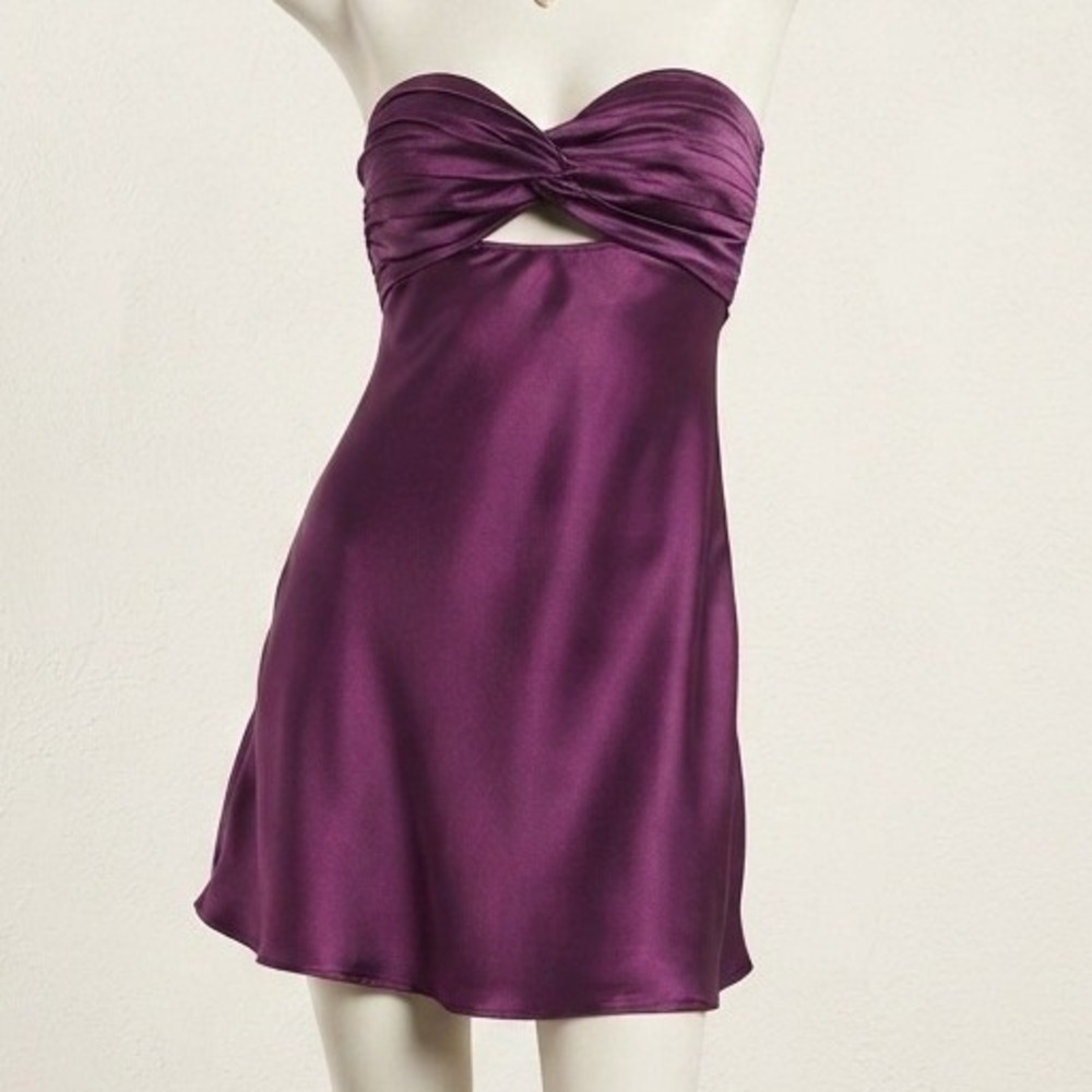 Lulus Plum Purple Satin Strapless Cutout Mini Dress Size L Sweetheart Neckline